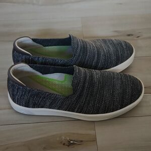 Align, 8 1/2, grey sparkles,